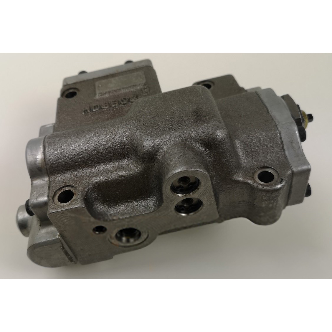 Regulator LJ00691 LL001200 for CASE Excavator CX210 CX210LR CX210N CX230 CX240 CX240LR CX290