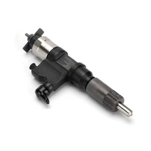 Fuel Injector 095000-8903 095000-8900 8-98151837-3 8-98284393-0 Isuzu N-Series 4HK1 5.2L