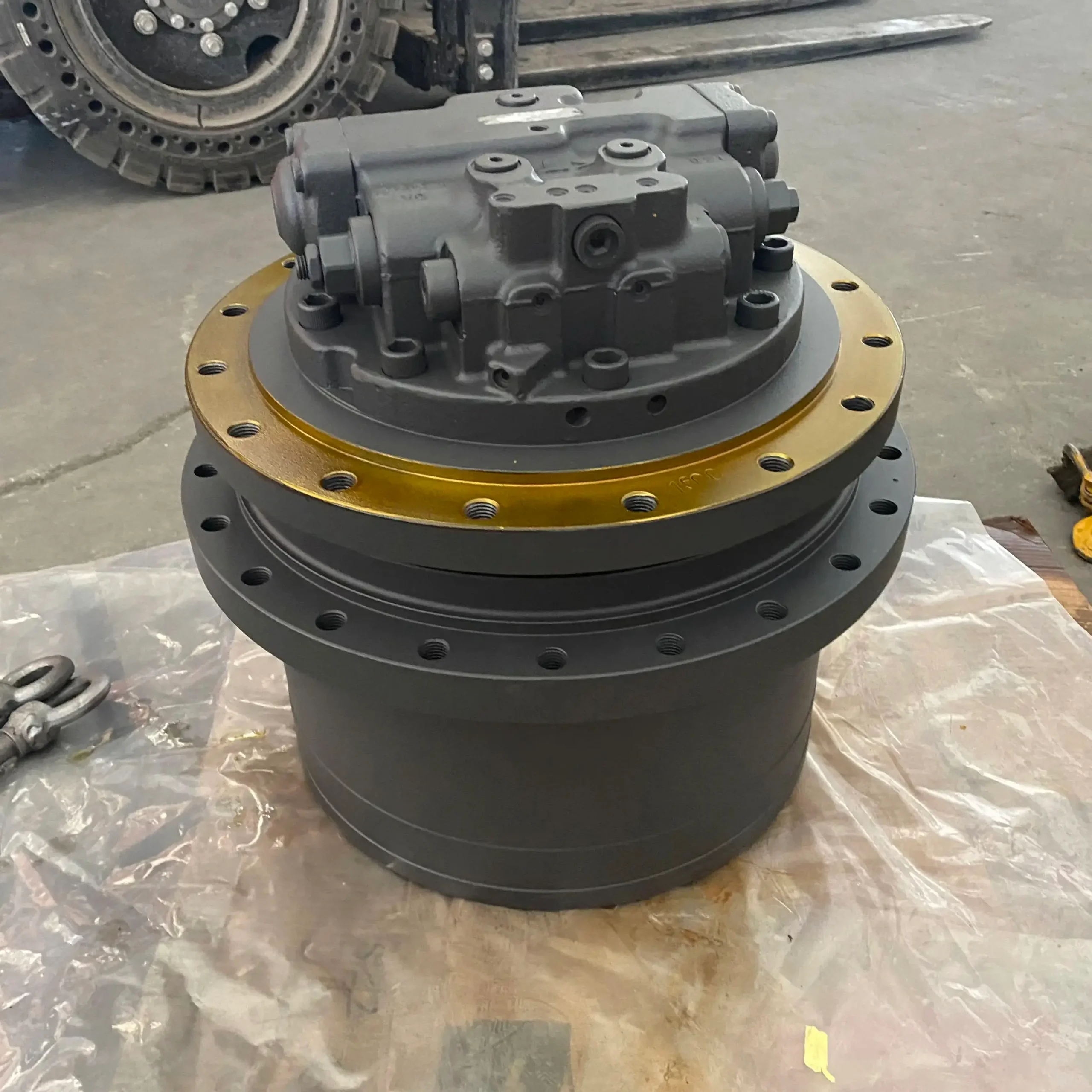 Travel Gearbox With Motor VOE14538585 for Volvo Excavator EC160C EC160CL EC160CNL