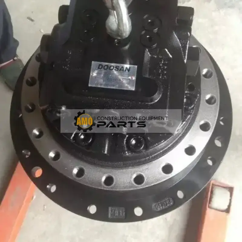 Travel Gearbox With Motor 206-27-00033 for Komatsu Excavator PC220-5 PC220LC-5 PC240LC-5K PC240-5K Travel Gearbox With Motor 206-27-00033 for Komatsu Excavator PC220-5 PC220LC-5 PC240LC-5K PC240-5K