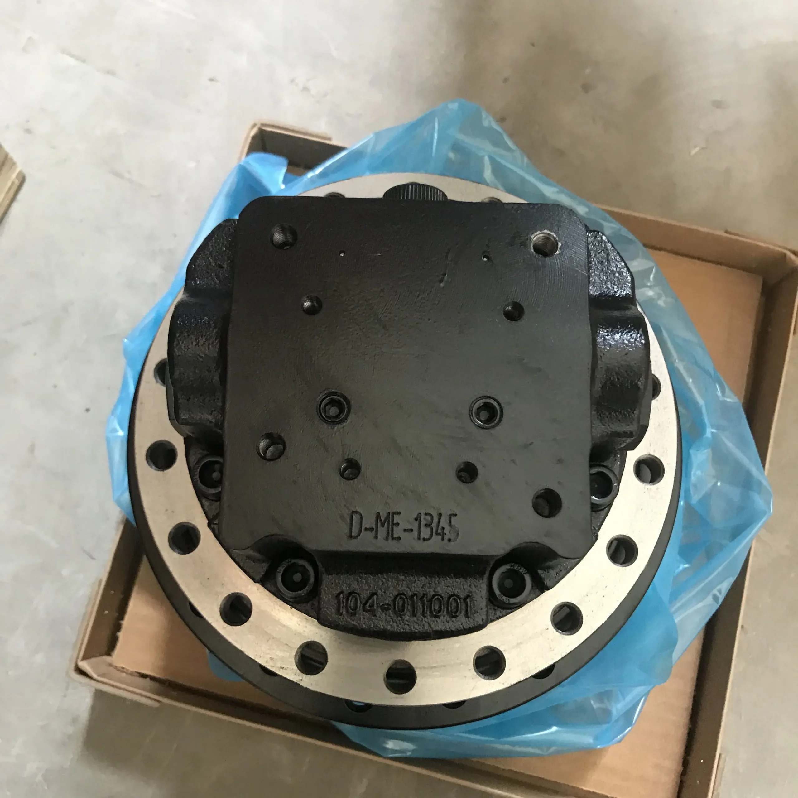 Travel Gearbox With Motor 4691489 for Yanmar Engine 3TNV88F Hitachi Excavator ZX30U-3 ZX33U-3 ZX38U-3