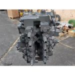 EC220E EC220D Main Control Valve VOE 14732883 14644911 14631786 for Volvo 220D 220E excavator parts