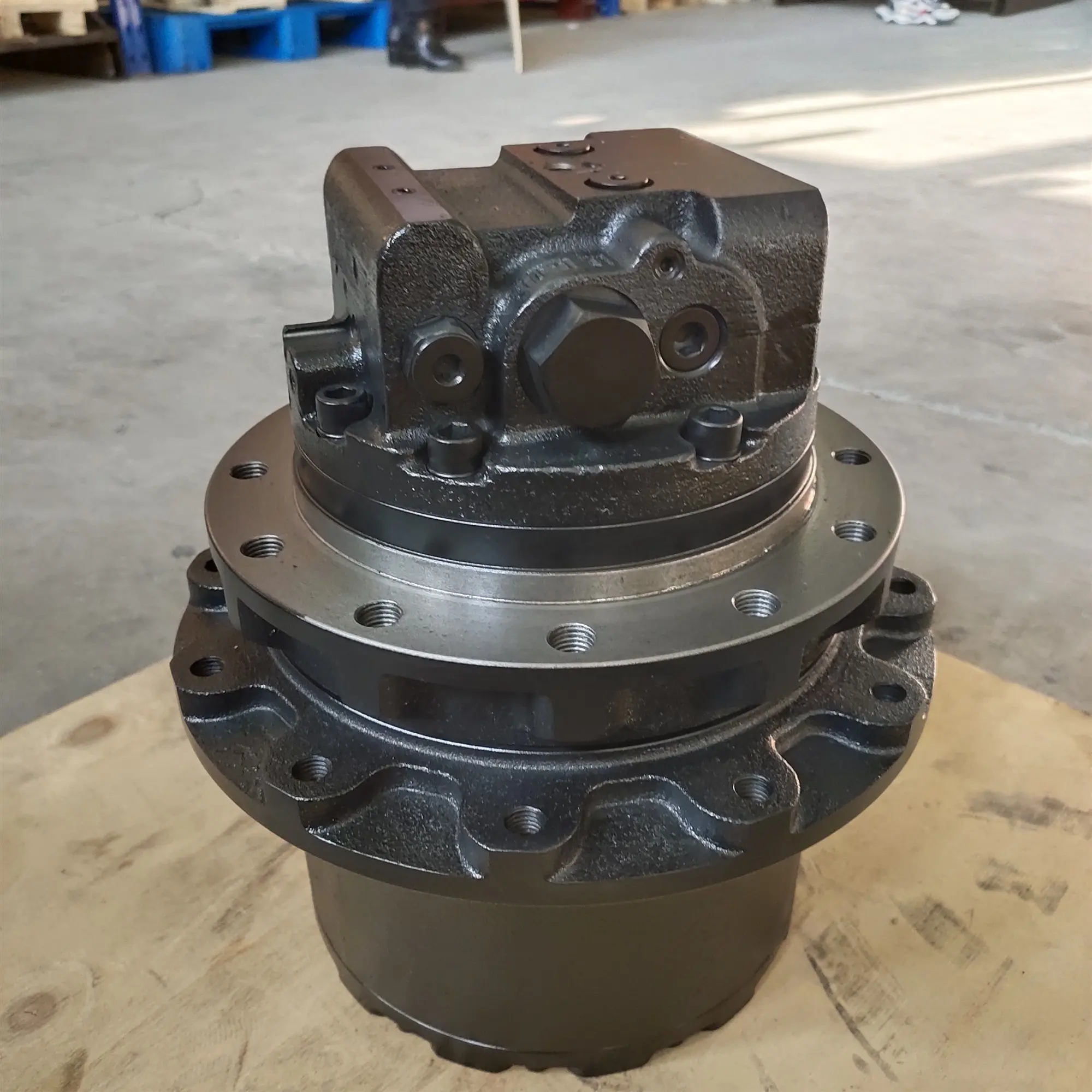 Travel Gearbox With Motor LN002390 for CASE Excavator CX75SR CX80C CX80