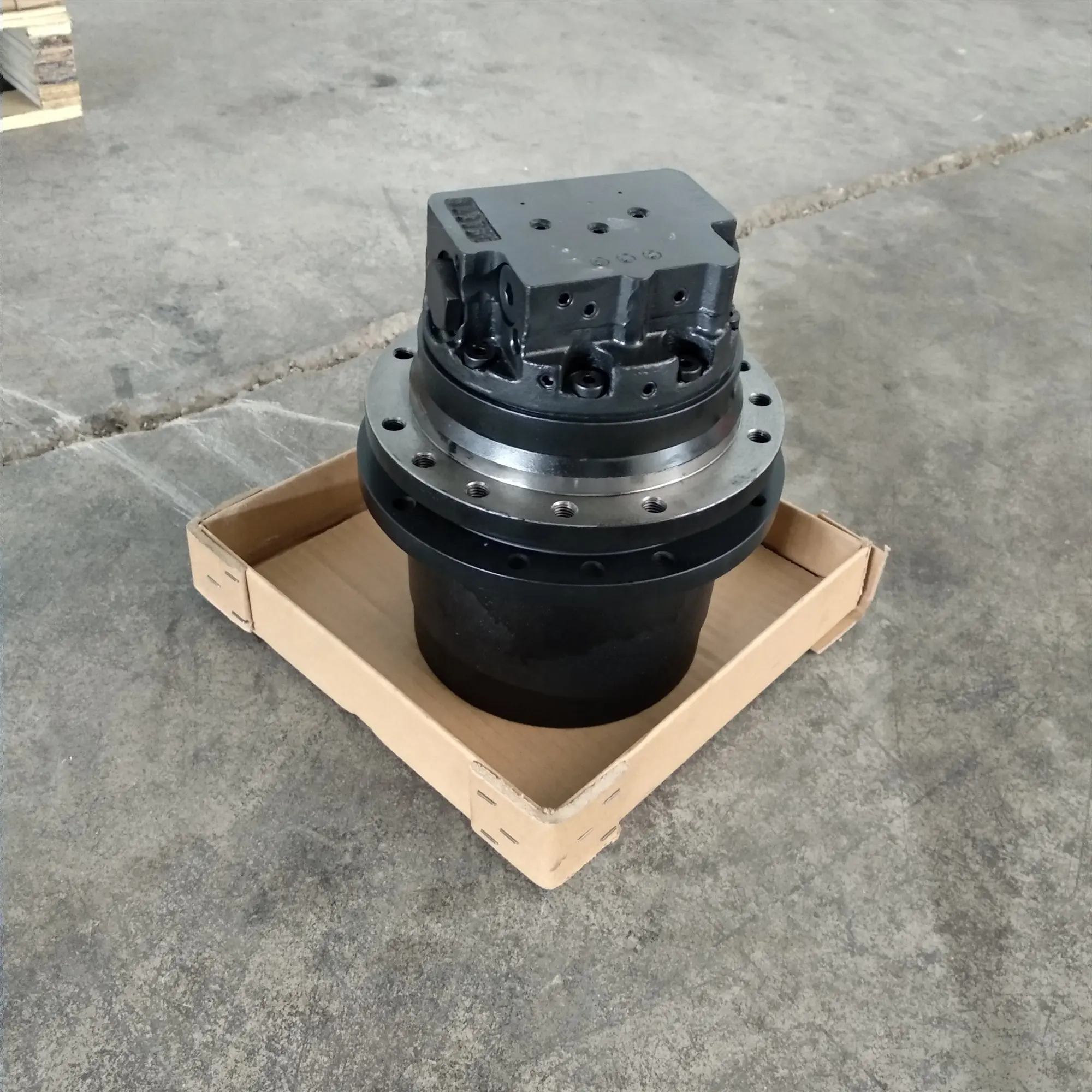 PGR130 Travel Gearbox With Motor for Bobcat Excavator E16
