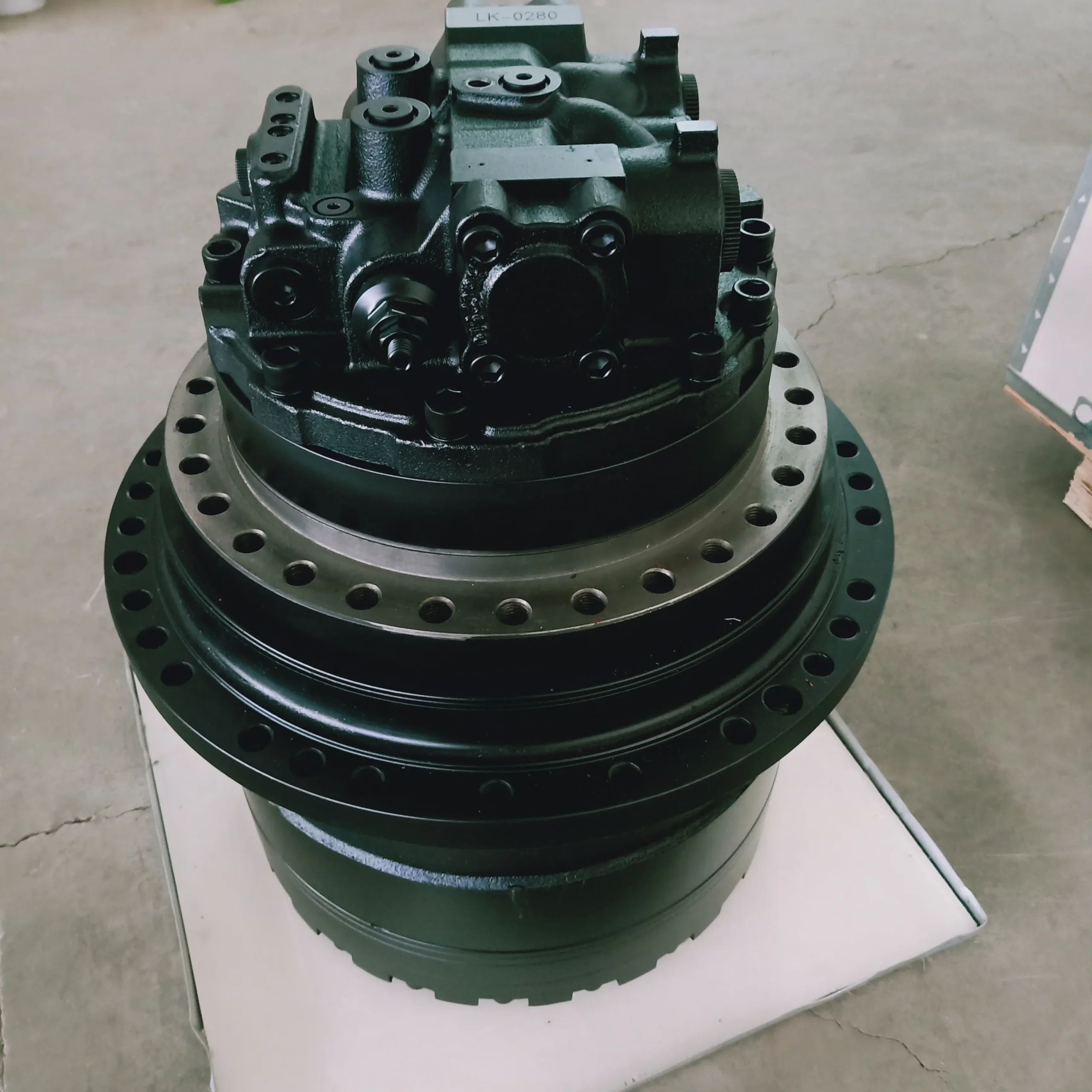 Travel Gearbox With Motor 31Q6-40030 for Hyundai Excavator R210LC-9 R210NLC-9 R235LCR-9 R210LC-9BC